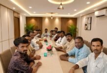 రాష్ట్రంలో అర్హులైన జర్నలిస్టులందరికీ అక్రిడిటేషన్ కార్డులివ్వాలి -టీఎస్ఎస్ డబ్ల్యూజేఏ రాష్ట్ర అధ్యక్షులు కాదేపురం గంగన్న -తెలంగాణ ఎస్సీ, ఎస్టీ వర్కింగ్ జర్నలిస్ట్ అసోసియేషన్ రాష్ట్ర కమిటీ సమావేశంలో తీర్మానం. -నవంబర్లో వార్షికోత్సవ సభ నిర్వహణకు ప్రత్యేక కమిటీ