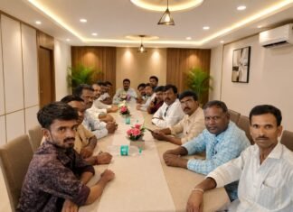 రాష్ట్రంలో అర్హులైన జర్నలిస్టులందరికీ అక్రిడిటేషన్ కార్డులివ్వాలి -టీఎస్ఎస్ డబ్ల్యూజేఏ రాష్ట్ర అధ్యక్షులు కాదేపురం గంగన్న -తెలంగాణ ఎస్సీ, ఎస్టీ వర్కింగ్ జర్నలిస్ట్ అసోసియేషన్ రాష్ట్ర కమిటీ సమావేశంలో తీర్మానం. -నవంబర్లో వార్షికోత్సవ సభ నిర్వహణకు ప్రత్యేక కమిటీ