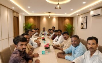 రాష్ట్రంలో అర్హులైన జర్నలిస్టులందరికీ అక్రిడిటేషన్ కార్డులివ్వాలి -టీఎస్ఎస్ డబ్ల్యూజేఏ రాష్ట్ర అధ్యక్షులు కాదేపురం గంగన్న -తెలంగాణ ఎస్సీ, ఎస్టీ వర్కింగ్ జర్నలిస్ట్ అసోసియేషన్ రాష్ట్ర కమిటీ సమావేశంలో తీర్మానం. -నవంబర్లో వార్షికోత్సవ సభ నిర్వహణకు ప్రత్యేక కమిటీ