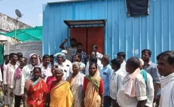 గ్రామాల్లో కల్లు లొల్లి… -దుకాణాలకు తాళాలు