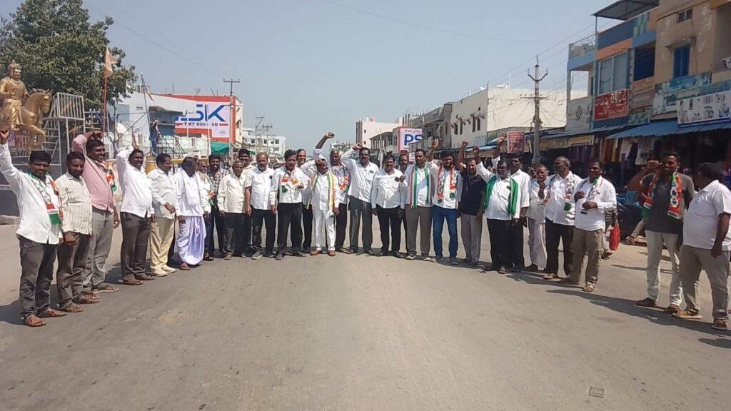 ఓటును హరించేందుకే కేంద్రం కుట్ర